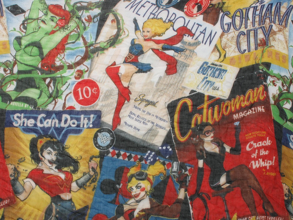 DC Women Bombshells Viscose Infinity Scarf