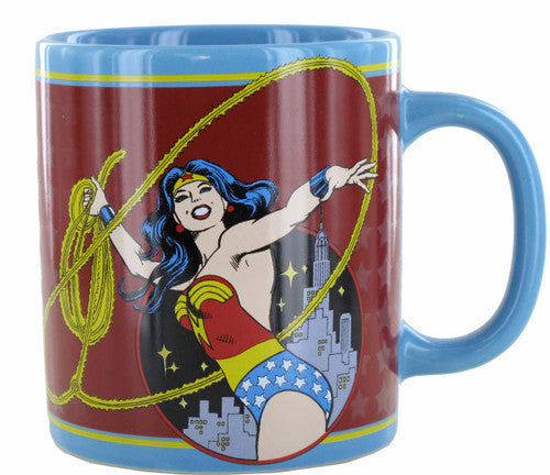 Wonder Woman Lasso City Pose Logo Mug