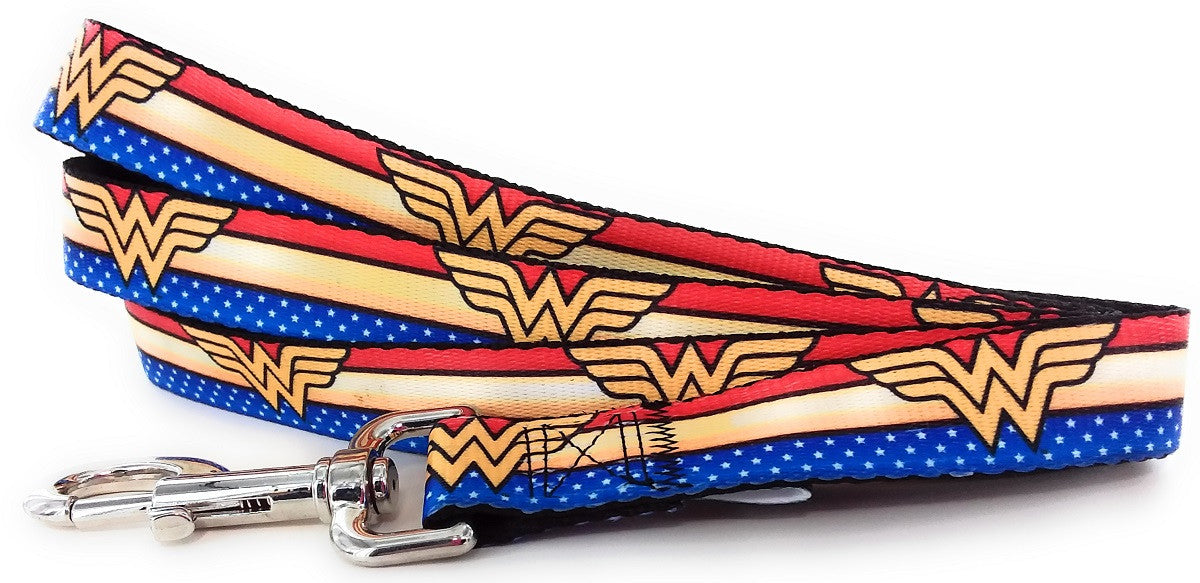 Woman Woman Logos Stripes 4 Foot Pet Leash