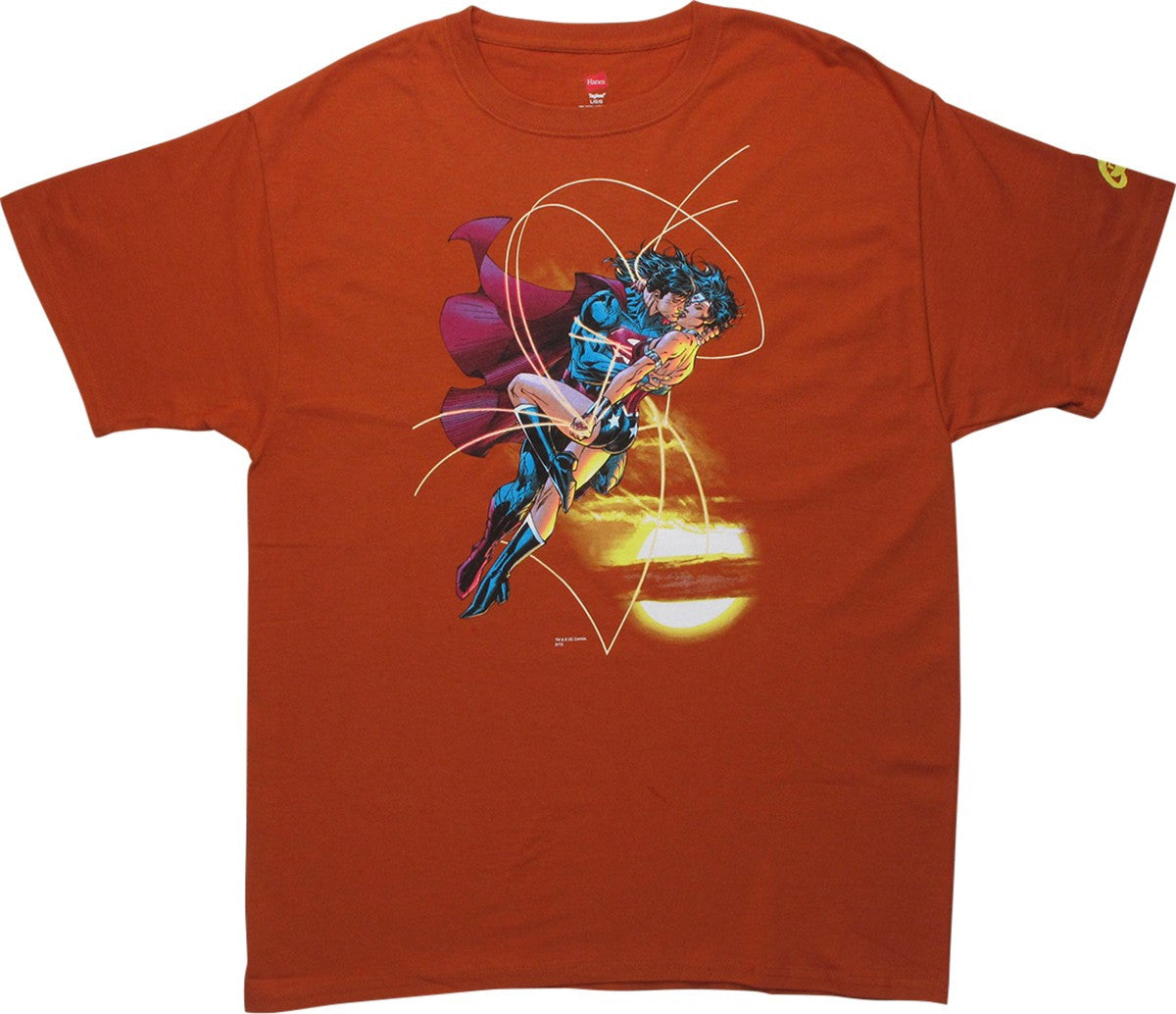 Superman Wonder Woman Kiss T-Shirt